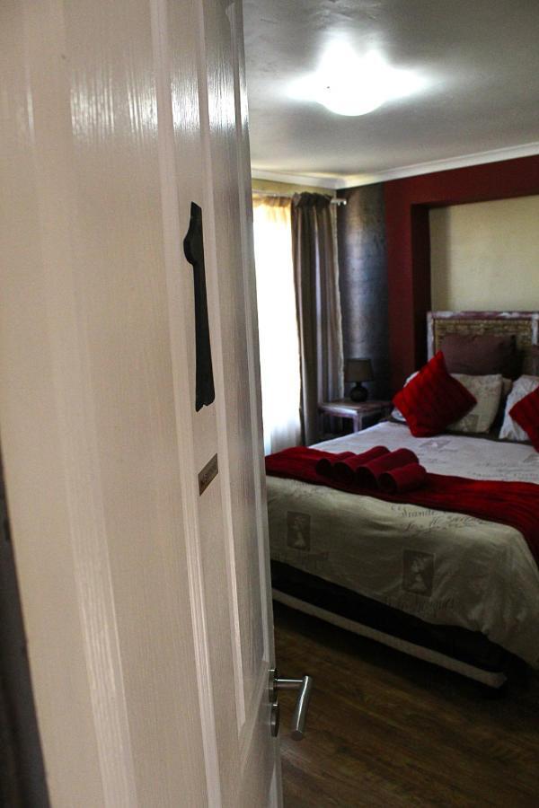 African Adventures Accommodation Durbanville Exterior foto